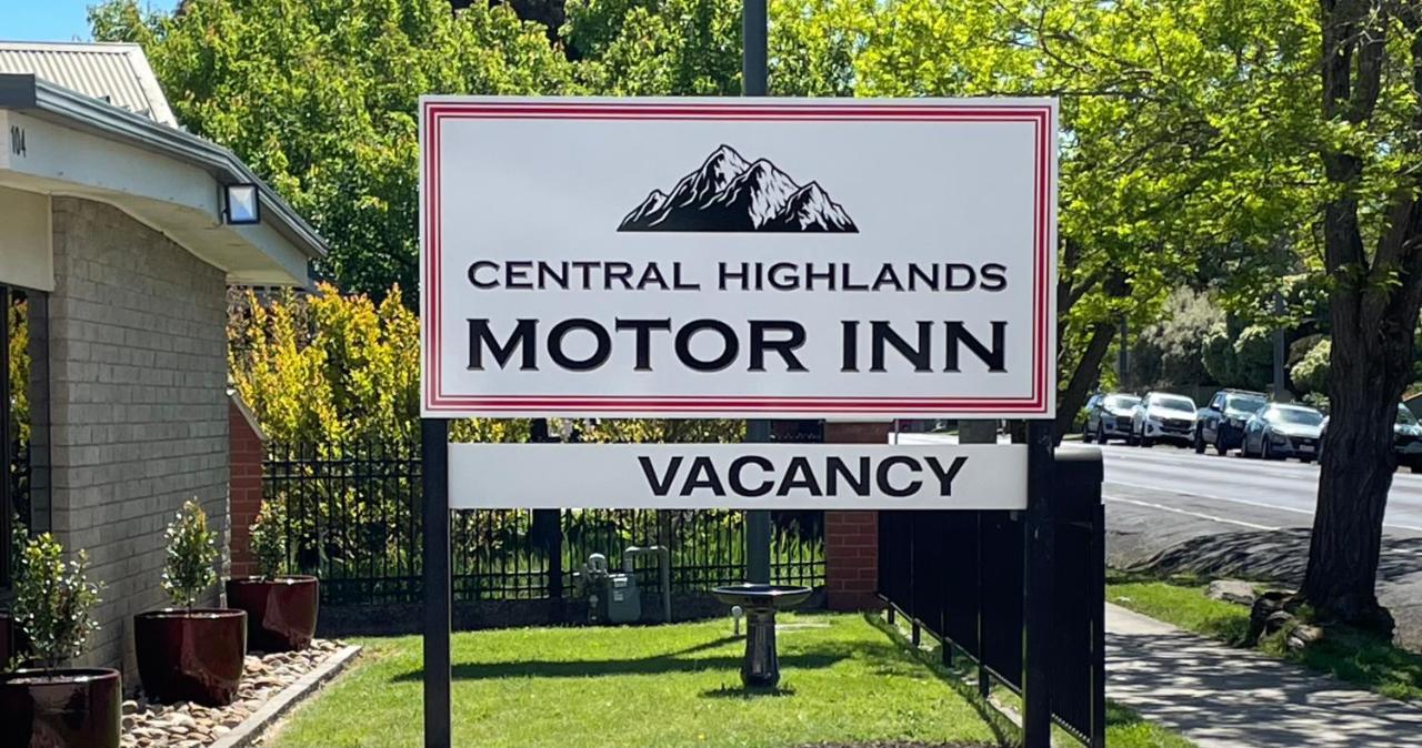 كينيتون Central Highlands Motor Inn المظهر الخارجي الصورة